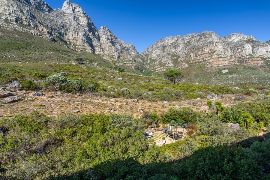 2 Bedroom Property for Sale in Camps Bay Western Cape